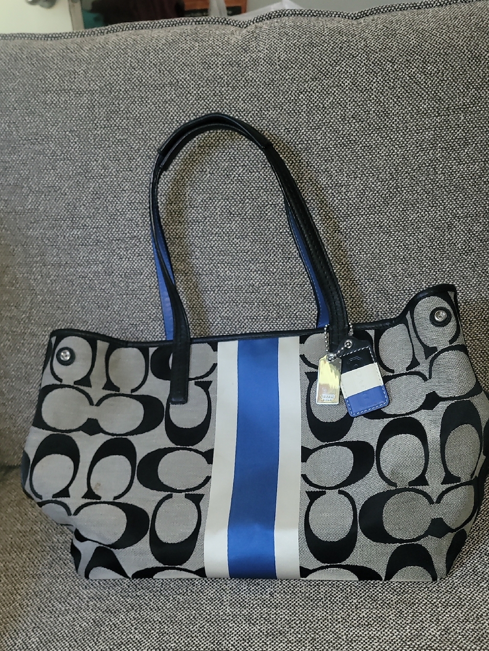 Coach Hamptons Weekend Signature Stripe Tote black/grey and blue Good Condition